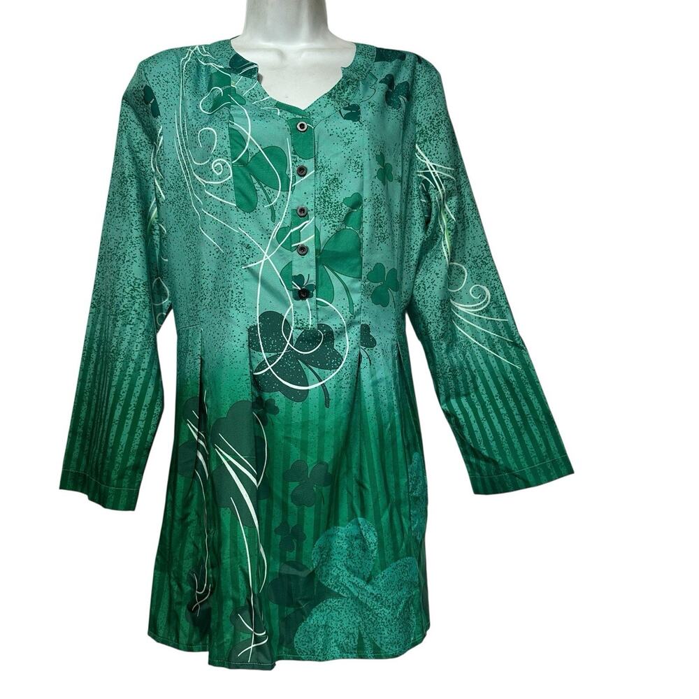 Green Clover Print Tunic Top Long Sleeve St. Patrick’s Day Shamrock L